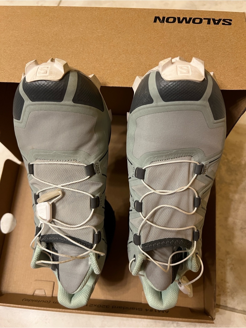 Salomon Women  Trail hiking Shoes in Sage Green and Light Gray,
